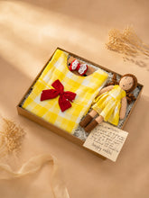 गैलरी व्यूवर में इमेज लोड करें, Yellow Check Rakhi Gift Hamper for Sister - Vintage Dress & Handmade Doll