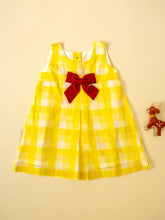 गैलरी व्यूवर में इमेज लोड करें, Yellow Check Rakhi Gift Hamper for Sister - Vintage Dress & Handmade Doll