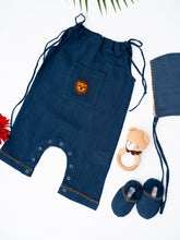 गैलरी व्यूवर में इमेज लोड करें, My First Eco-friendly Rakhi Gift Box For Little Brother |Blue Lion