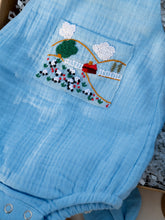 गैलरी व्यूवर में इमेज लोड करें, Little Countryside Playsuit | Cotton Muslin Baby Romper | Blue