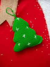 गैलरी व्यूवर में इमेज लोड करें, Handcrafted Crochet Christmas Ornaments| Christmas Tree