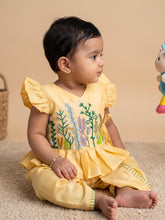 Load image into Gallery viewer, Jamna Set Girls | Chanderi Silk | Yellow
