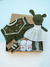 गैलरी व्यूवर में इमेज लोड करें, Olive the Bunny Newborn Baby Gift Set
