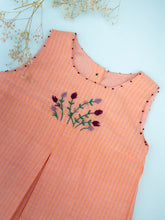 गैलरी व्यूवर में इमेज लोड करें, Vintage Frock | Handwoven Cotton | Pink and Orange Stripe
