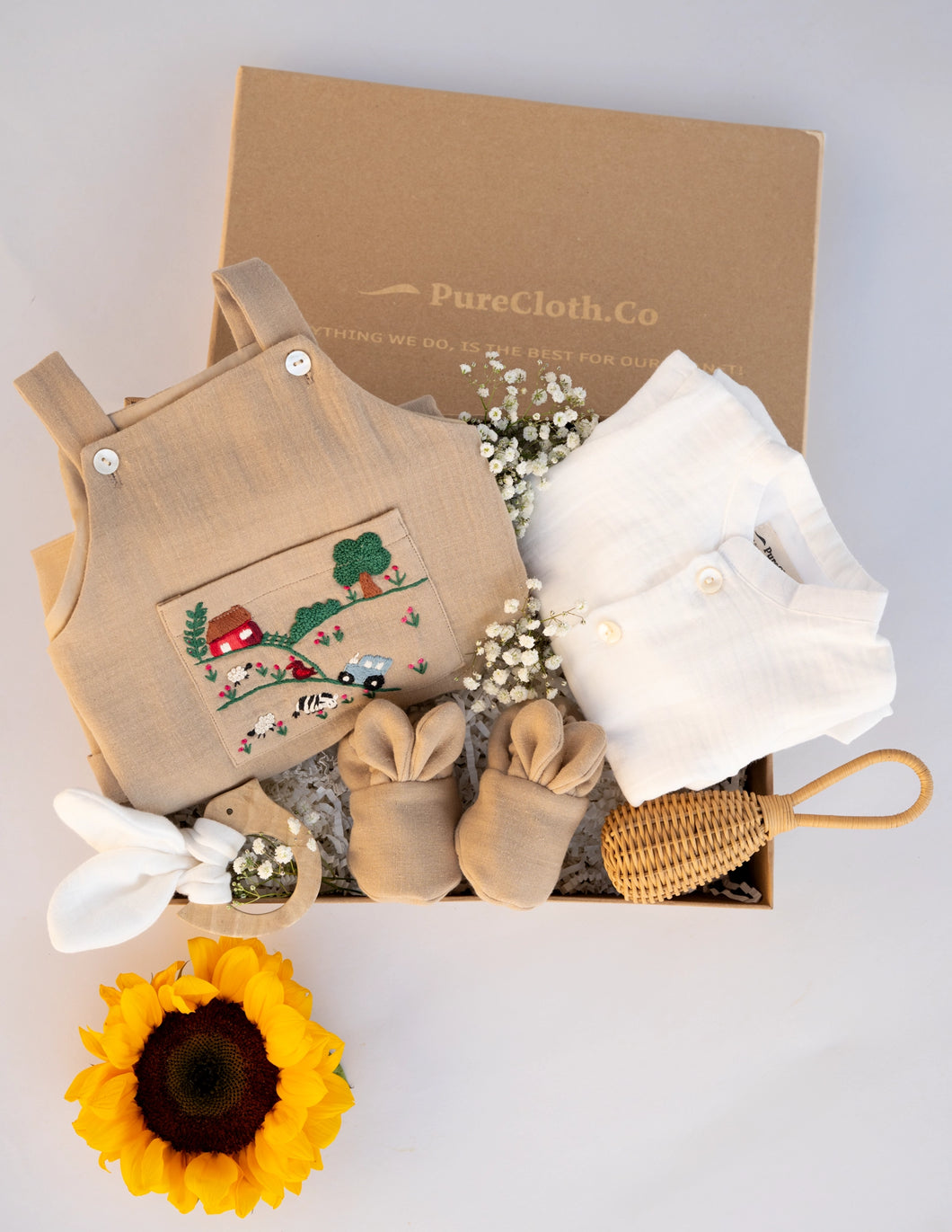 Newborn Baby Gift Hamper for Boys | 100% Cotton | Meadow Dreamland| Beige