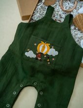 Load image into Gallery viewer, Forest Green Organic Newborn Gift Set | Little Cloud Rider
