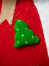 गैलरी व्यूवर में इमेज लोड करें, Handcrafted Crochet Christmas Ornaments| Christmas Tree
