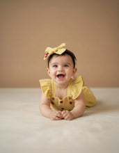 गैलरी व्यूवर में इमेज लोड करें, Organic Cotton Baby Romper for Girls - Baby Yellow
